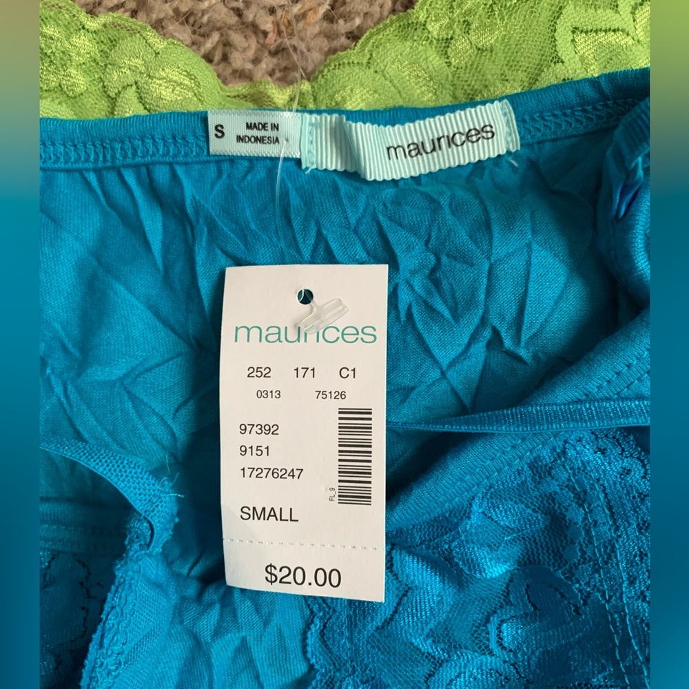 Maurice’s Tank Tops - Picture 4 of 7